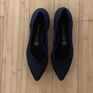 Rothy’s Black Solid Pointed Toe Flats